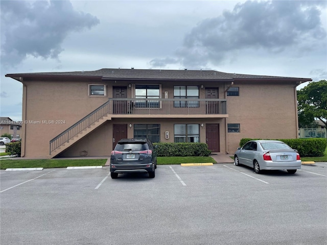 Listing photo 2 for 10054 Winding Lake Rd Unit 103, Sunrise FL 33351