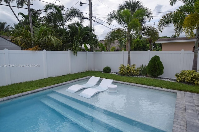 view of swimming pool