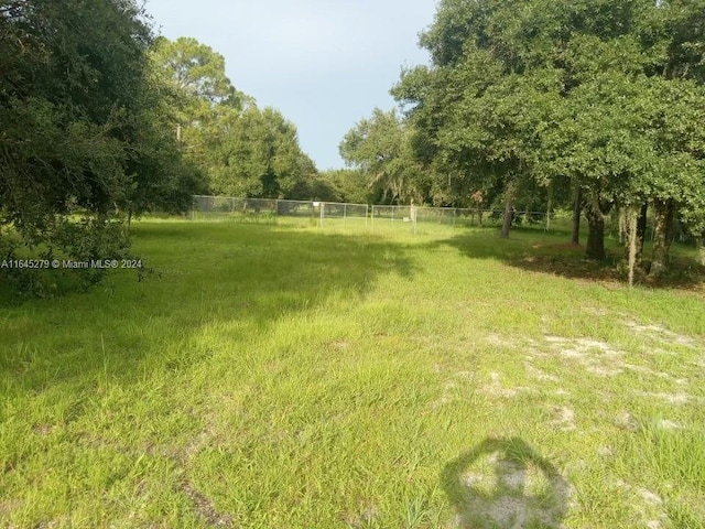 Listing photo 2 for 155 S Arboleda, Clewiston FL 33440