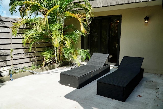 view of patio featuring an outdoor hangout area