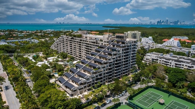 bird's eye view featuring a water view and a city view