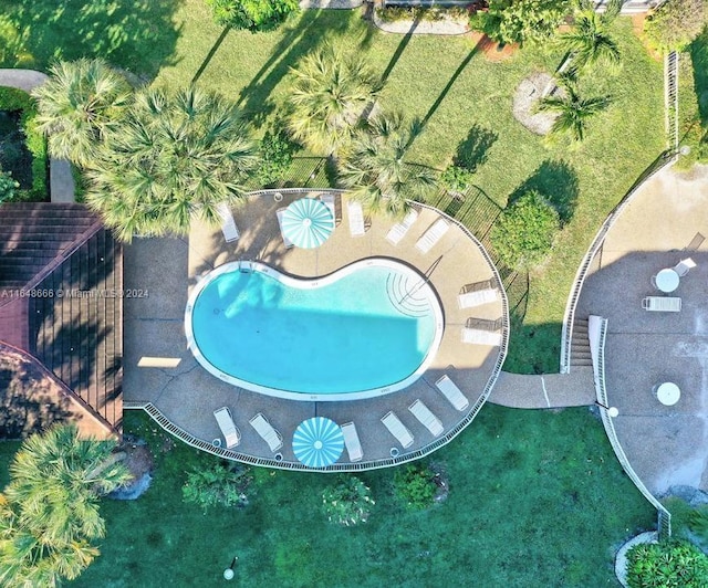 birds eye view of property