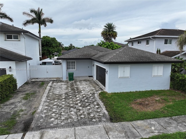 view of front of house