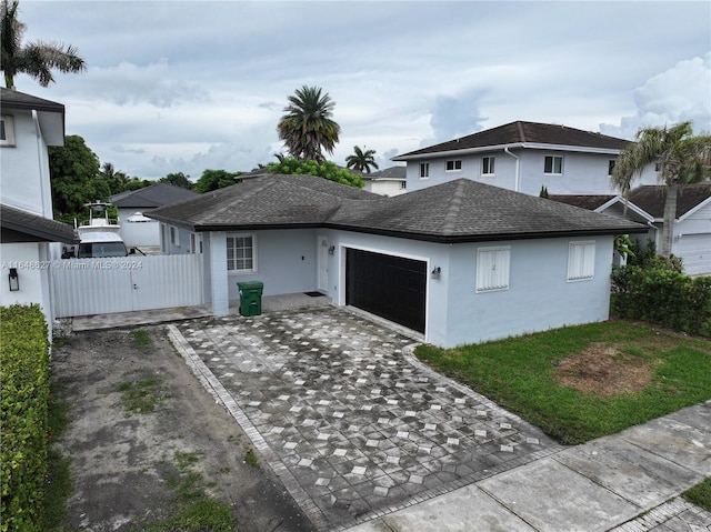 view of front facade with a garage