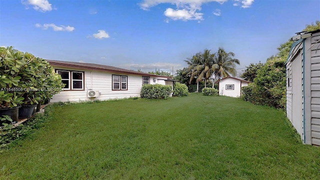 view of yard featuring a storage shed