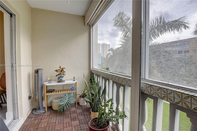 sunroom / solarium with a healthy amount of sunlight