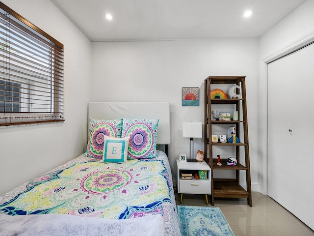 bedroom featuring a closet