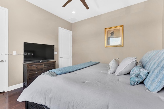 bedroom featuring dark wood-type flooring and ceiling fan