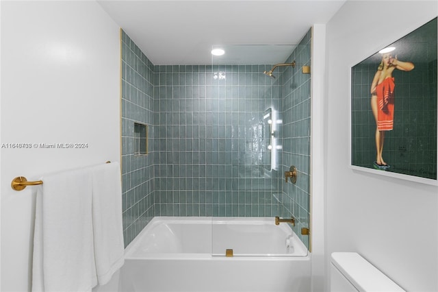 601 NE 1st Ave Unit 3101, Miami, FL 33132 - full bath featuring tub / shower combination and toilet