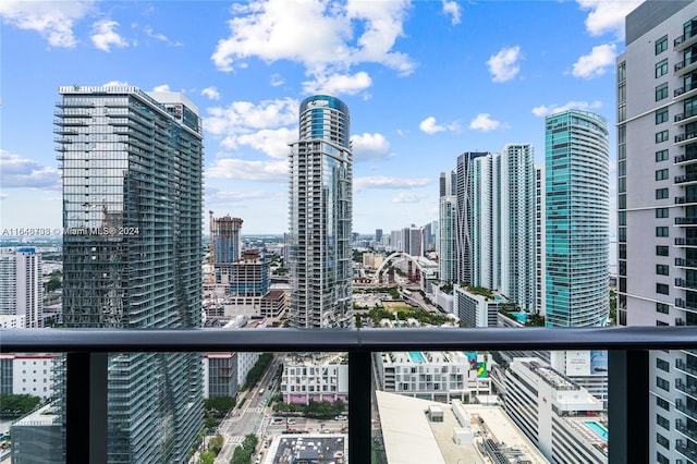 601 NE 1st Ave Unit 3101, Miami, FL 33132 - balcony featuring a view of city