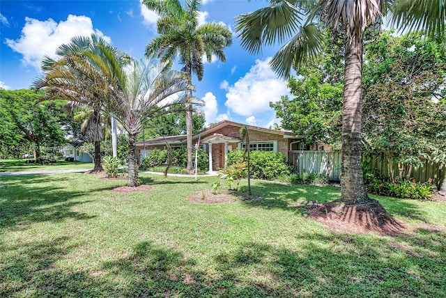 Listing photo 2 for 8405 SW 144th St, Palmetto Bay FL 33158