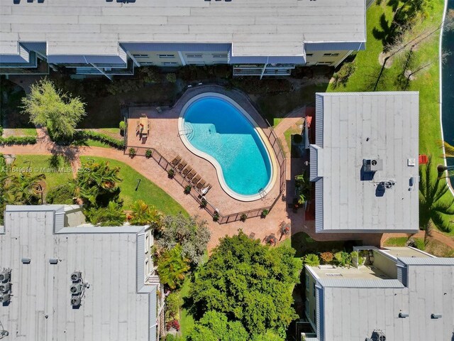 3000 NE 5th Ter Unit 310-A, Wilton Manors, FL 33334 - drone / aerial view of a pool