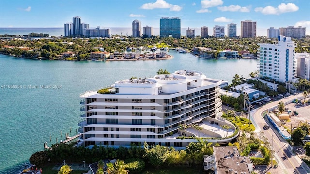 bird's eye view featuring a water view