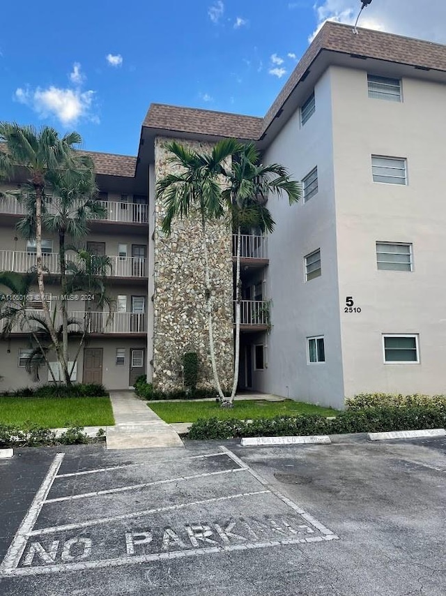 2510 SW 81st Ave Unit 405, Davie, FL 33324 - view of apartment building / complex featuring uncovered parking