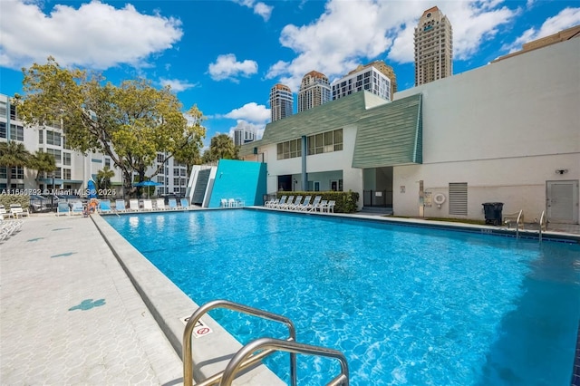 17620 Atlantic Blvd Unit 315, Sunny Isles Beach, FL 33160 - community pool with a patio