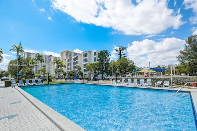17620 Atlantic Blvd Unit 315, Sunny Isles Beach, FL 33160 - community pool with a patio area