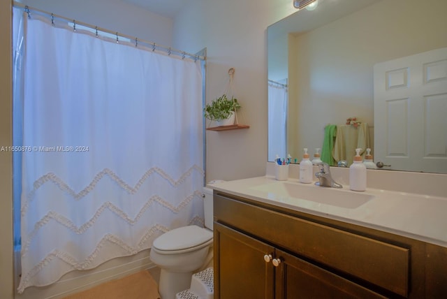 full bathroom featuring shower / bath combination with curtain, toilet, and vanity