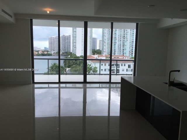 3300 NE 188th St Unit 610, Aventura, FL 33180 - photo 2