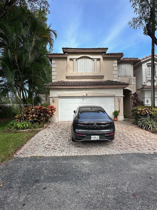 view of front of house with a garage