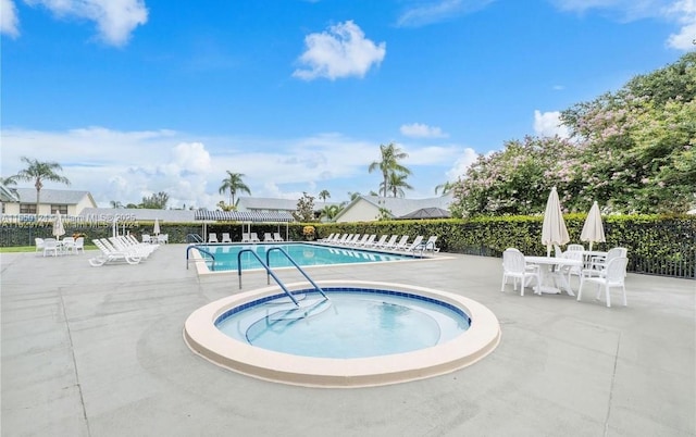 23304 SW 58th Ave Unit B, Boca Raton, FL 33428 - community pool with a patio and a community hot tub