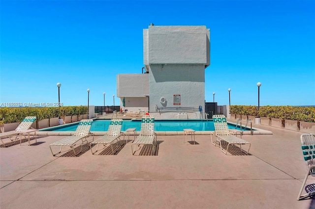 936 Intracoastal Dr Unit Ph4, Fort Lauderdale, FL 33304 - community pool with a patio and fence