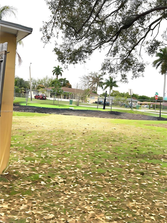 view of community featuring a lawn