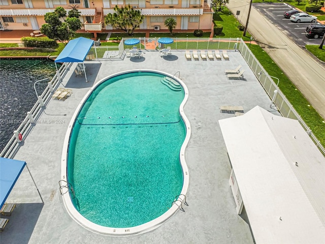 815 SW 10th Ter Unit 3V, Hallandale Beach, FL 33009 - photo 35