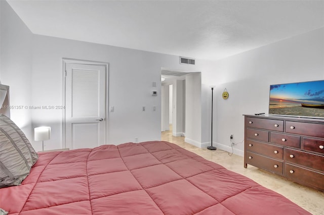 bedroom with a closet