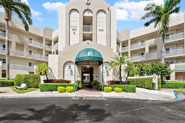 7727 Southampton Ter Unit 205, Tamarac FL, 33321, 2 bedrooms, 2 baths condo for sale