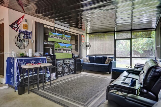 770 NW 175th Dr, Miami Gardens, FL 33169 - view of sunroom / solarium