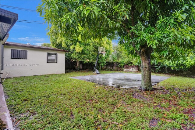 770 NW 175th Dr, Miami Gardens, FL 33169 - view of yard featuring a fenced backyard