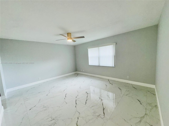 empty room with ceiling fan