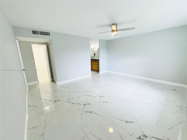 empty room with ceiling fan