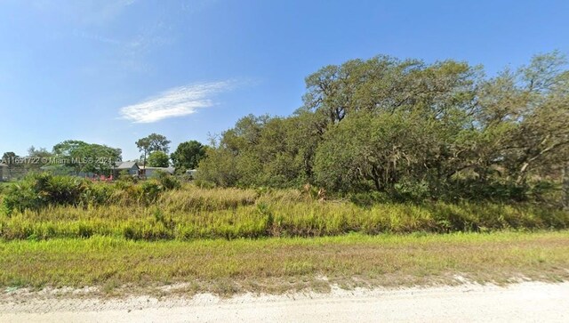 Listing photo 2 for 2923 Kenosha Rd, Avon Park FL 33825