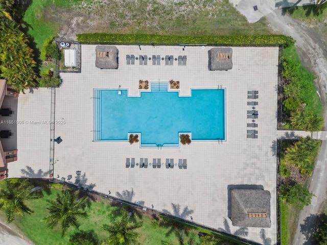 8123 NW 78th St, Tamarac, FL 33321 - view from above of property featuring a pool area