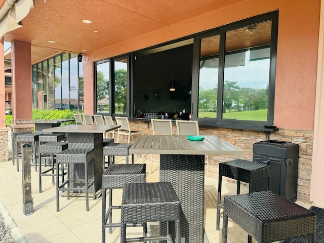 8123 NW 78th St, Tamarac, FL 33321 - view of patio / terrace