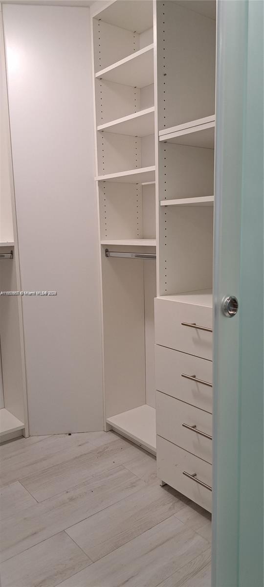 846 Michigan Ave Unit 101, Miami Beach, FL 33139 - view of closet