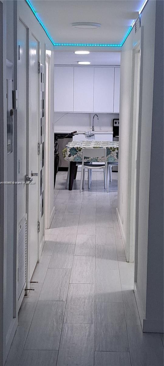 846 Michigan Ave Unit 101, Miami Beach, FL 33139 - view of corridor