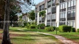 6100 NW 44th St Unit 405, Lauderhill, FL 33319 - view of property's community