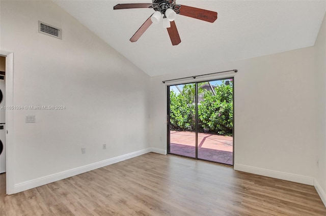 unfurnished bedroom featuring a textured ceiling, ceiling fan, a closet, and light hardwood / wood-style floors