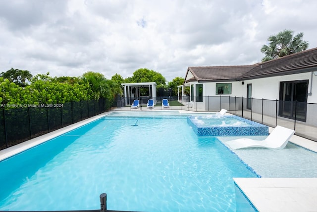 view of swimming pool