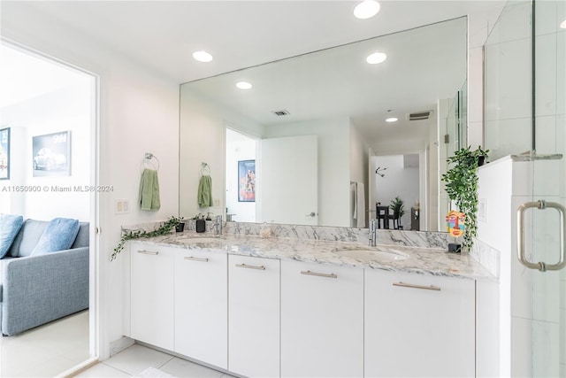 full bathroom with a sink, visible vents, and recessed lighting