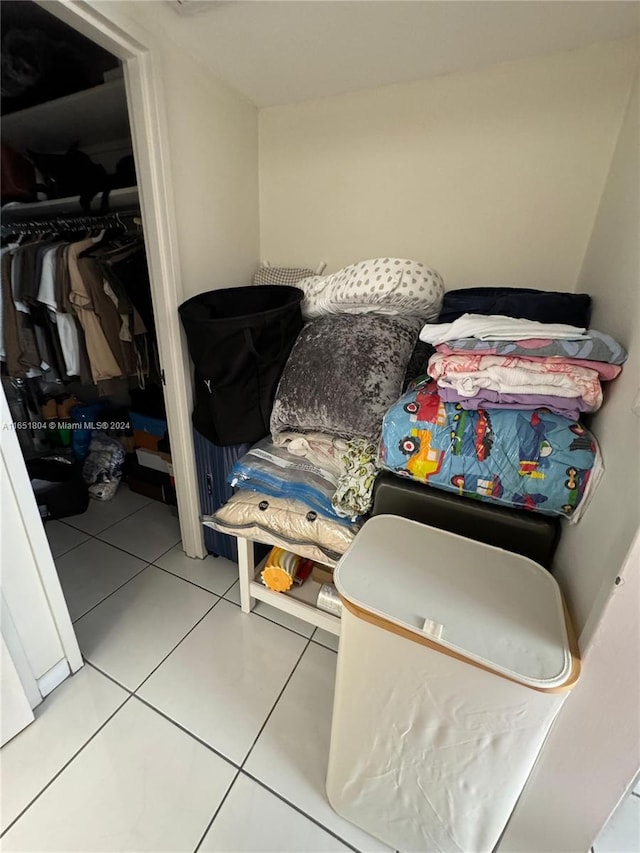 5700 Collins Ave Unit 8B, Miami Beach, FL 33140 - view of storage area