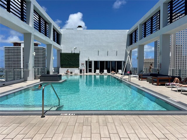 151 SE 1st St Unit 3109, Miami, FL 33131 - view of community pool