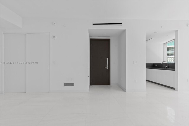 300 Biscayne Blvd Way Unit 605, Miami, FL 33131 - photo 4