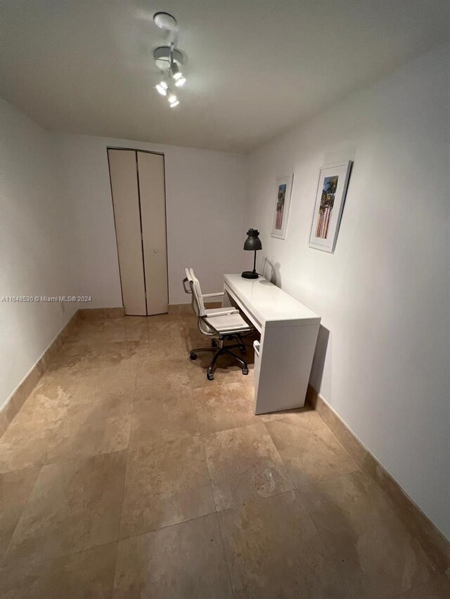 21205 Yacht Club Dr Unit 2005, Aventura, FL 33180 - photo 16
