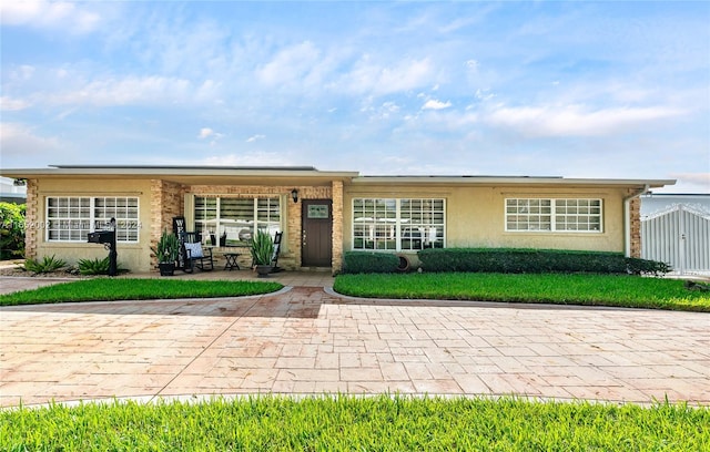 5565 W 13th Ave, Hialeah FL, 33012, 5 bedrooms, 3 baths house for sale