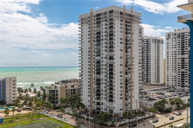 1500 S Ocean Dr Unit 15A, Hollywood, FL 33019 - view of property featuring a city view and a water view