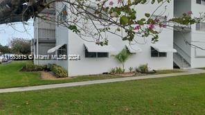 Listing photo 2 for 1201 S Hillcrest Ct Unit 102, Hollywood FL 33021