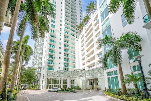 41 SE 5th St Unit 2311, Miami, FL 33131 - photo 2